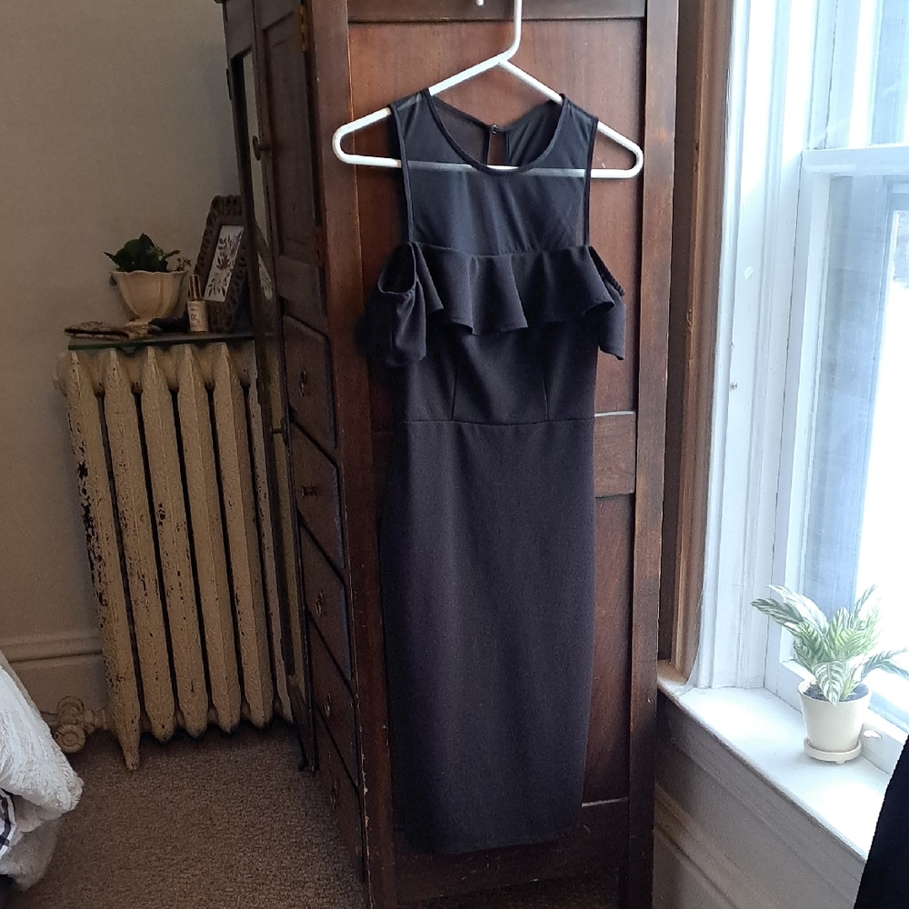 Premier Black Size 2  Dress with Ruffle Detail Mesh Open Shoulder Midi Dress